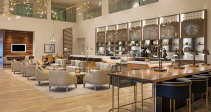 DoubleTree by Hilton Hotel Dallas – Love Field