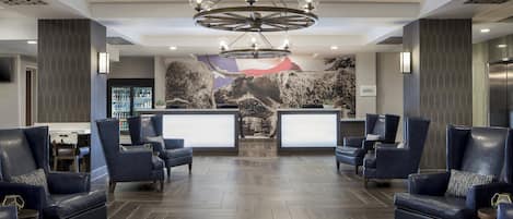 Lobby-Lounge