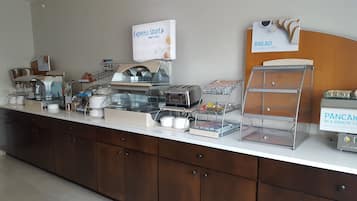 Tägliches inbegriffenes Frühstücksbuffet