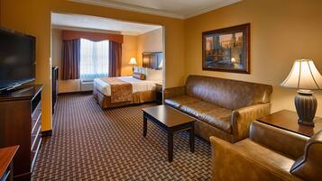 Standard Room, 1 King Bed, Non Smoking, Refrigerator & Microwave (with Single Sofabed;Larger Room)
