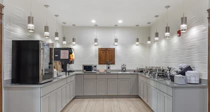 Best Western Plus Southpark Inn & Suites