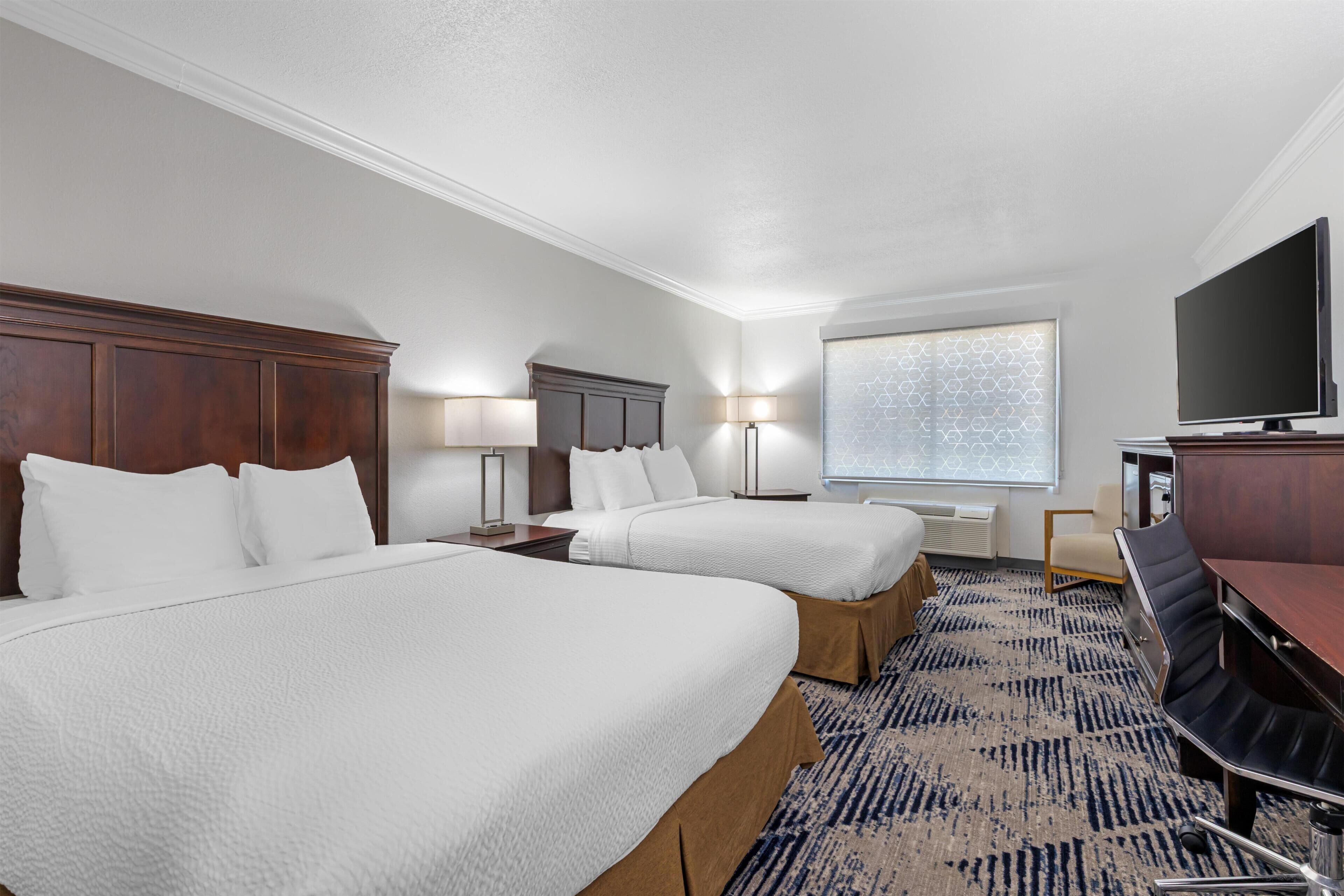 In-room safe, iron/ironing board, free WiFi, bed sheets