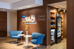Lounge - Fairfield Inn and Suites by Marriott Denver Aurora/ Medical Center (Aurora)