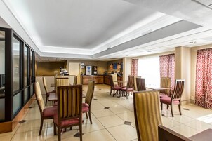Desayuno buffet incluido