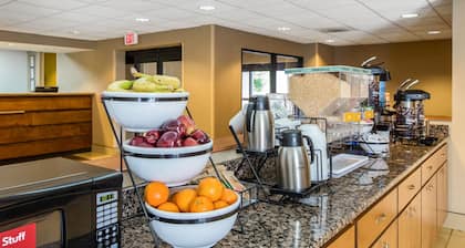 Comfort Inn & Suites Thomson