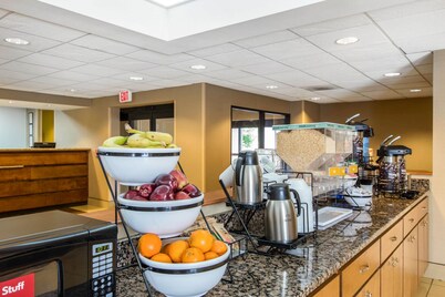 Comfort Inn & Suites Thomson