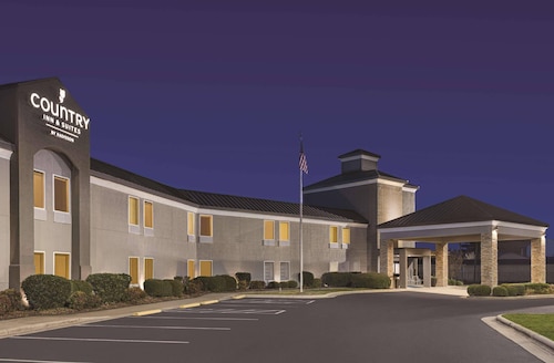 Country Inn & Suites by Radisson, Dunn I-95