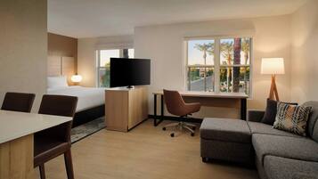 Premium bedding, in-room safe, desk, laptop workspace