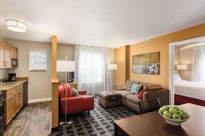 Suite, 2 slaapkamers | 2 slaapkamers, individueel gedecoreerd, individueel gemeubileerd