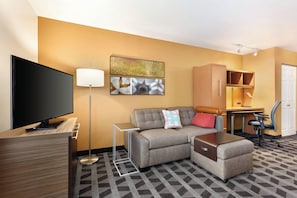 Decoración personalizada, muebles diferentes y escritorio