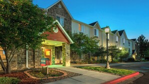 Unclassified image, 2 of 30, button - TownePlace Suites by Marriott Denver West/Federal Center (Golden)