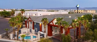 Days Inn by Wyndham Phoenix West