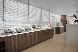 Petit déjeuner continental compris tous les jours