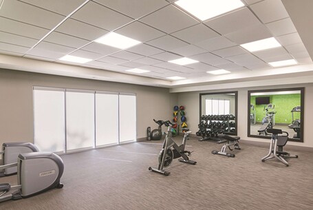 La Quinta Inn Suites by Wyndham Orlando UCF - Image 7