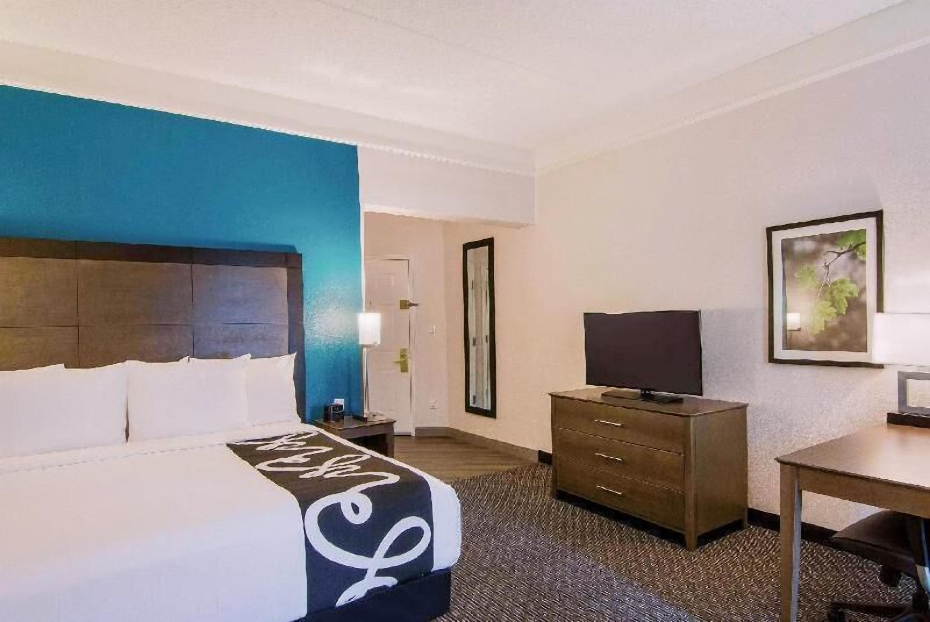 Premium bedding, down comforters, pillowtop beds, desk