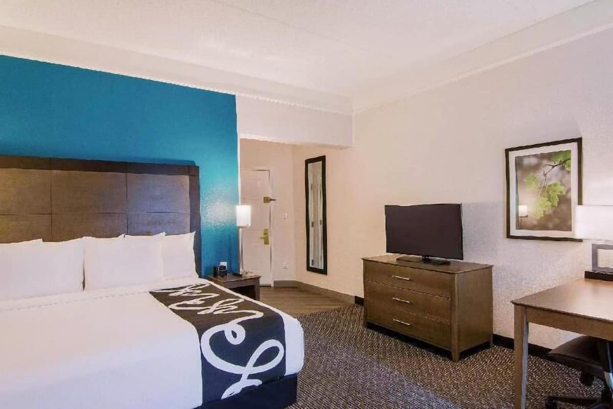 Premium bedding, down comforters, pillowtop beds, desk