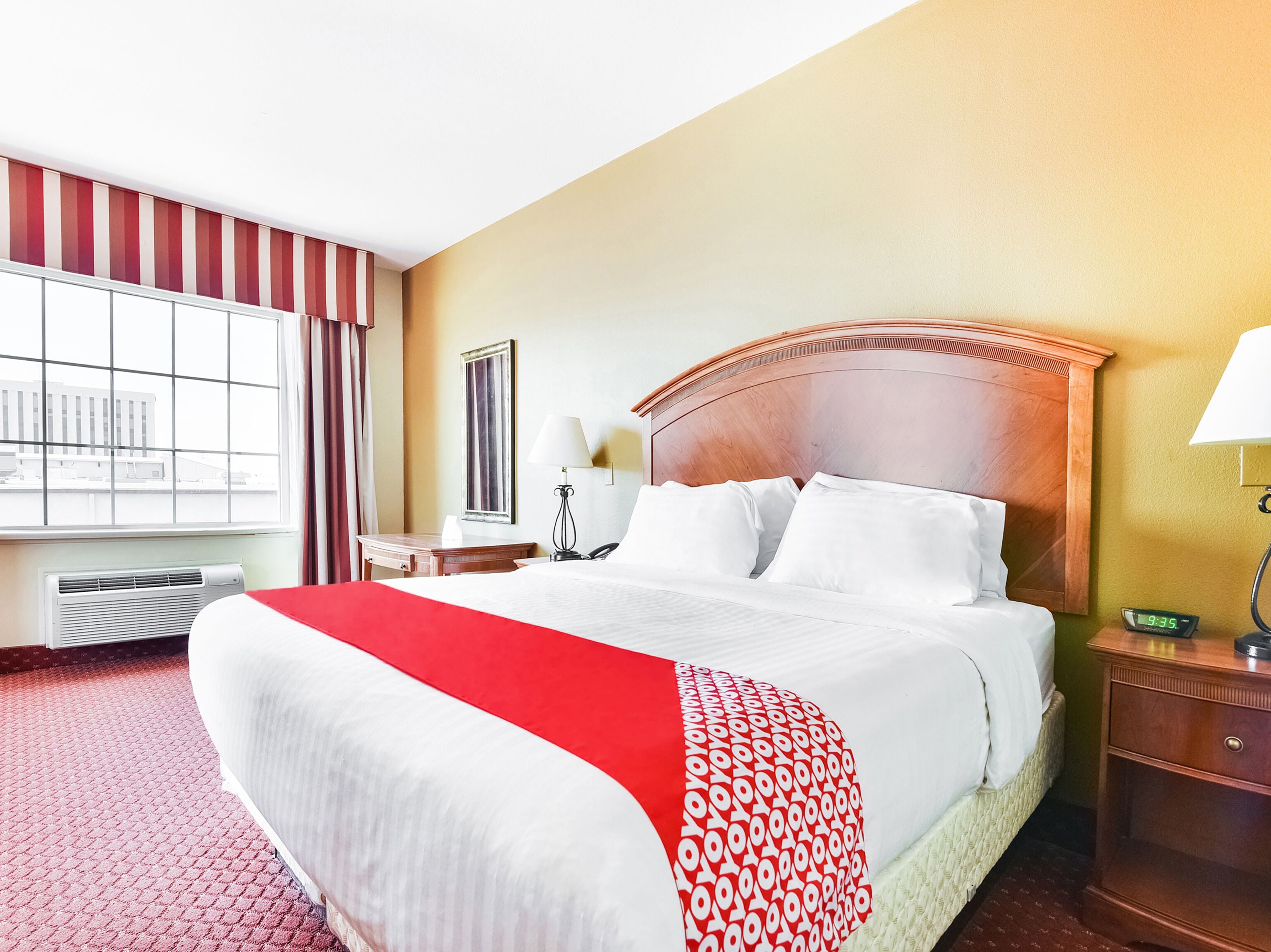 Phòng Suite, 1 phòng ngủ | Bàn, bàn ủi/dụng cụ   ủi quần áo, truy cập Internet không dây miễn phí 