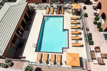 Courtyard by Marriott Scottsdale Old Town - Image 33