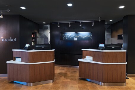 Courtyard by Marriott Scottsdale Old Town - Image 10