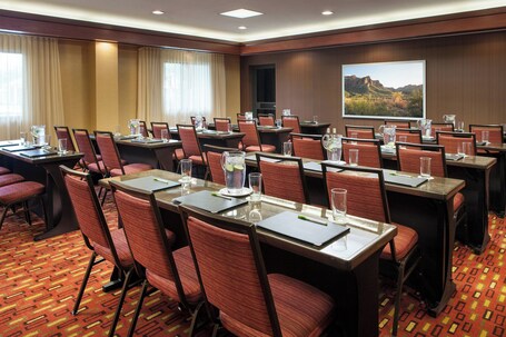 Courtyard by Marriott Scottsdale Old Town - Image 45