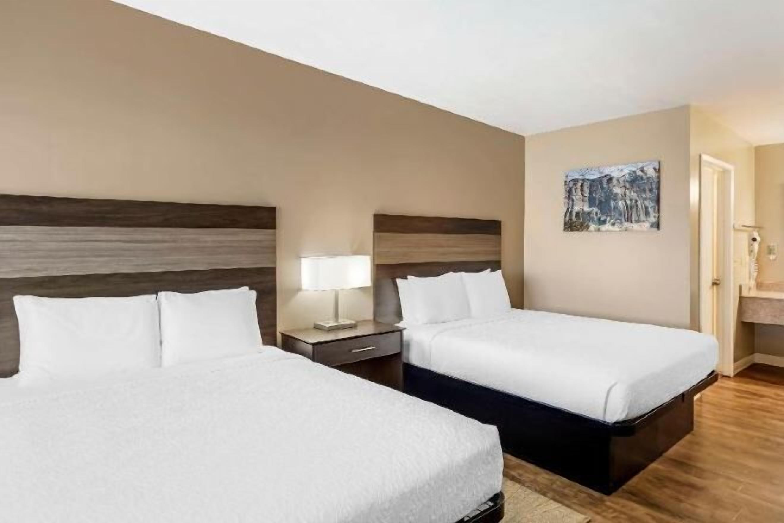 Individually decorated, individually furnished, laptop workspace