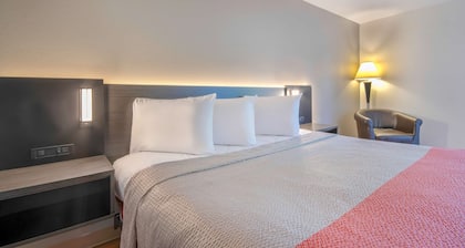 Motel 6 Walton, KY - Richwood - Cincinnati Airport South