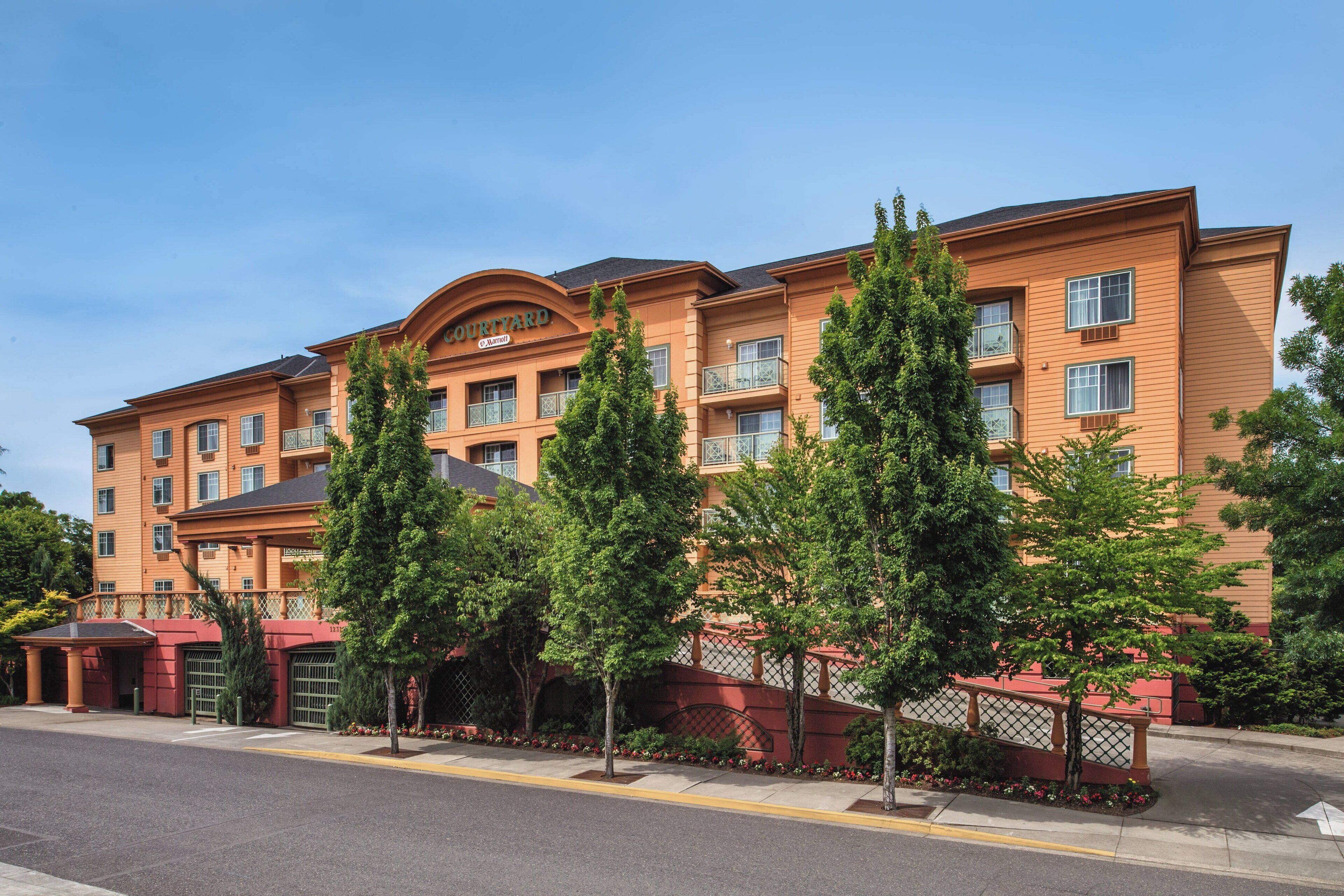 Foto - Courtyard by Marriott Portland North