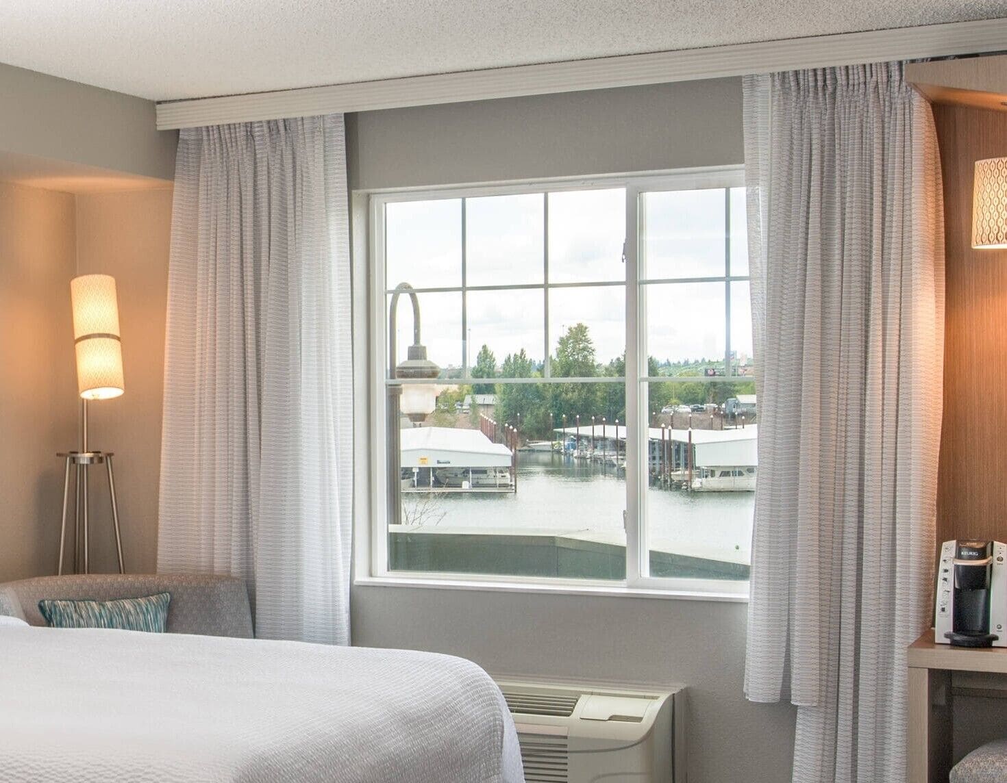 Foto - Courtyard by Marriott Portland North