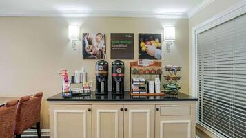 Desayuno para llevar incluido todos los días