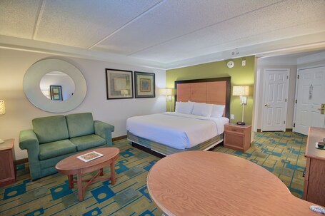 La Quinta Inn Suites by Wyndham Orlando I Drive Conv Ctr - Image 41