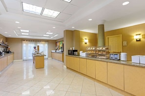 Free daily continental breakfast