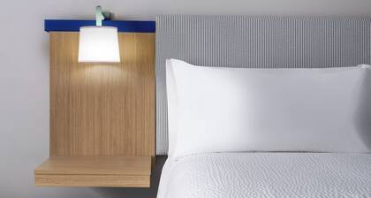 Garner Hotel Denver Airport Area by IHG