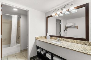 Pillowtop beds, desk, laptop workspace, blackout drapes - Quality Inn & Suites Denver International Airport (Denver)