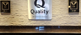 Garner Hotel Denver Airport Area by IHG