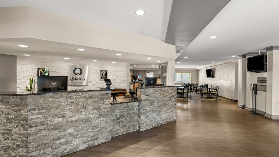 Quality Inn & Suites Denver International Airport