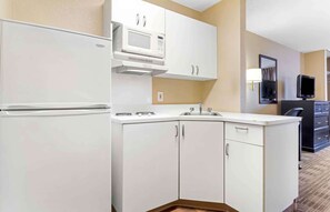 Studio | Desk, iron/ironing board, free WiFi, bed sheets