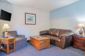 Pillowtop beds, blackout drapes, iron/ironing board, free WiFi