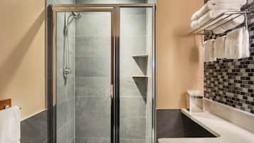 Artículos de tocador de diseñador, secador de pelo, toallas, jabón