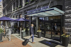 Front of property - Harborside Inn Of Boston (Boston)