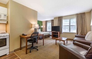 Studio Deluxe, 1 très grand lit et 1 canapé-lit, non-fumeur | Bureau, espace de travail pour ordinateurs portables