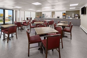Free daily continental breakfast