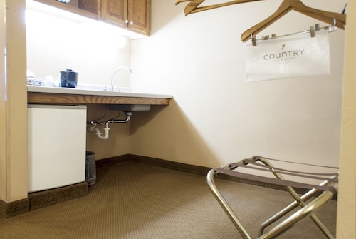 Country Inn & Suites by Radisson, Cedar Falls, IA