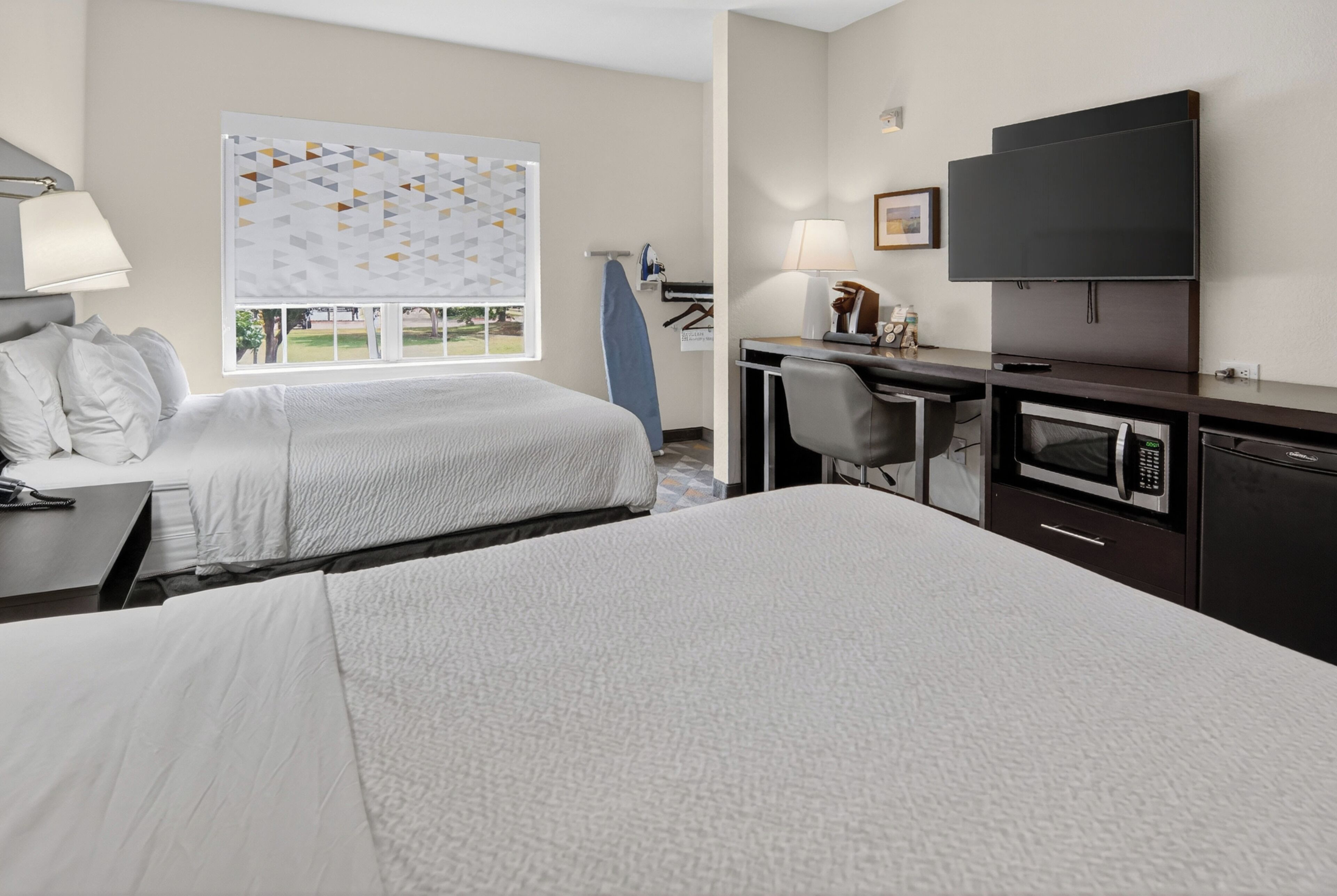 Standard Room, 2 Queen Beds, Accessible (Mobility)