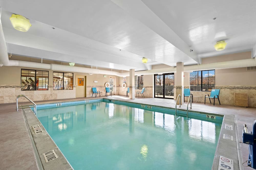 AmericInn by Wyndham Denver Airport