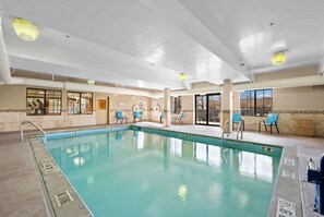 Indoor pool - AmericInn by Wyndham Denver Airport (Denver)