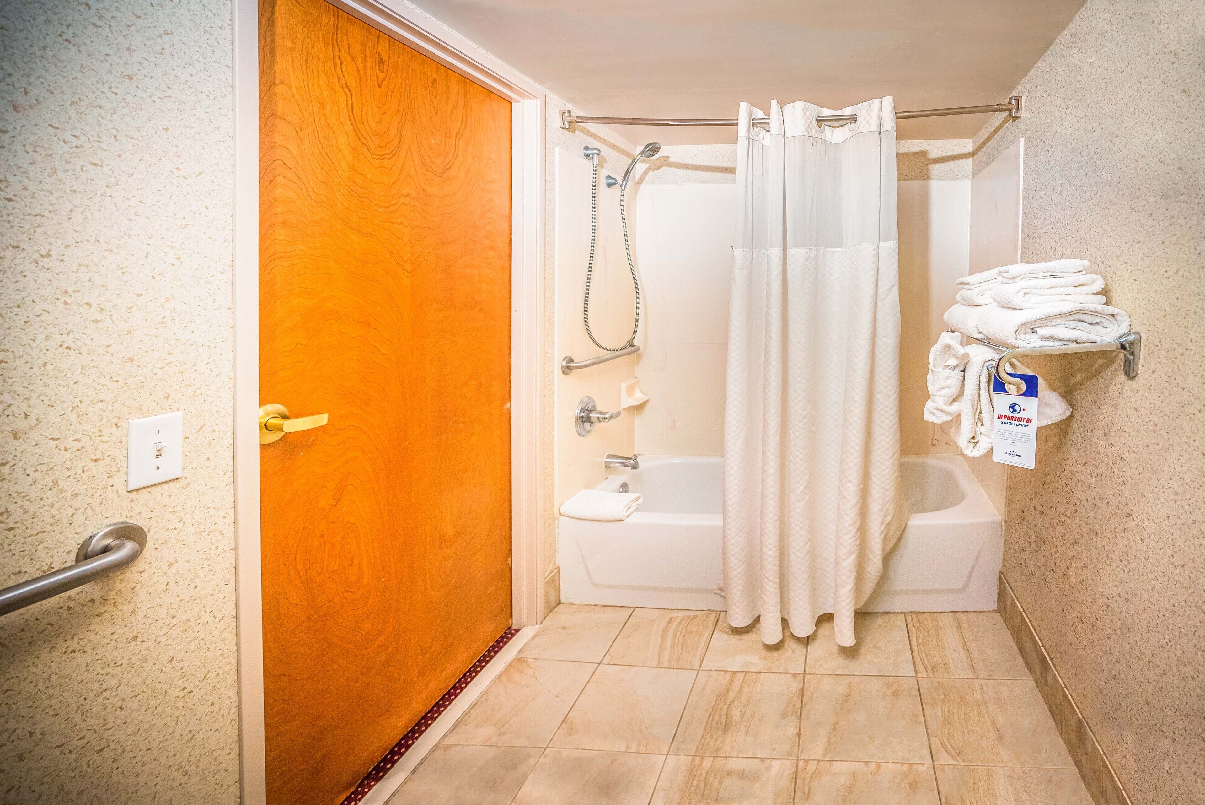 AmericInn by Wyndham Denver Airport