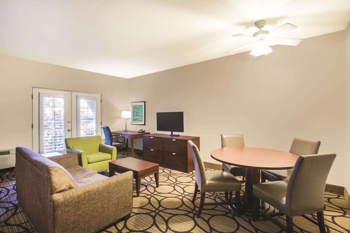 Deluxe Room, 2 Queen Beds, Non Smoking (Deluxe Family Room) | Premium bedding, desk, laptop workspace, iron/ironing board