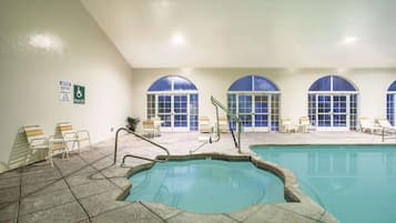 Indendørs pool