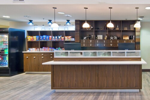 Four Points by Sheraton Nashville Airport