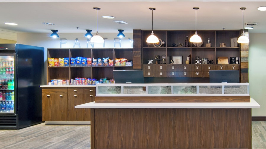 Four Points by Sheraton Nashville Airport